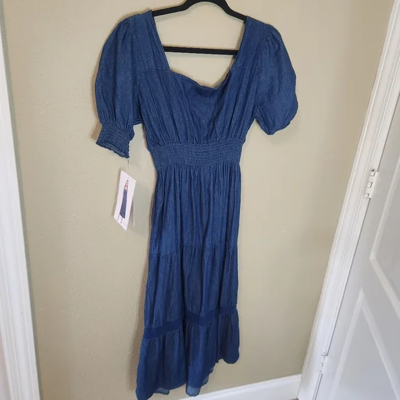 Indigo & Lace Blue Denim Puff Sleeve Dress. Short Sleeves. - Picture 3 of 6